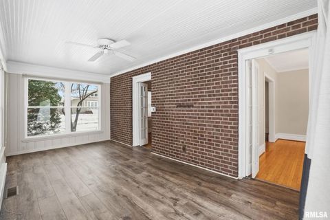 Tiny photo for 1330 29TH Street, Moline, IL 61265 (MLS # QC4269827)