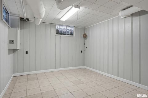 Tiny photo for 1330 29TH Street, Moline, IL 61265 (MLS # QC4269827)