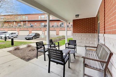 Tiny photo for 4010 N Clark Street #C, Chicago, IL 60613 (MLS # 12610228)