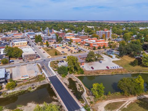 Tiny photo for 304 S Mill Street, Pontiac, IL 61764 (MLS # 12478087)