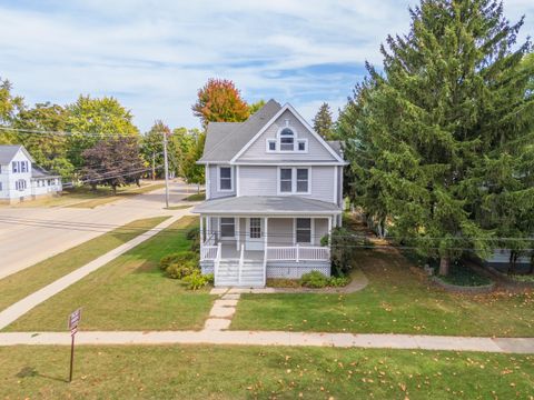 Tiny photo for 304 S Mill Street, Pontiac, IL 61764 (MLS # 12478087)