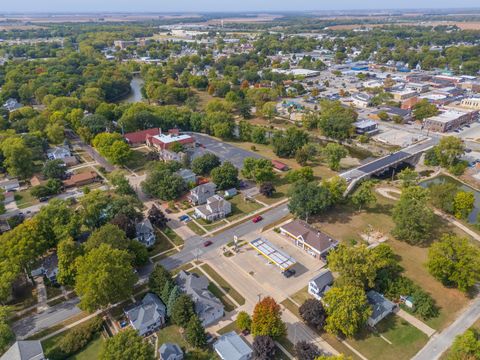 Tiny photo for 304 S Mill Street, Pontiac, IL 61764 (MLS # 12478087)