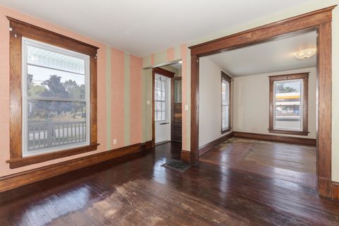 Tiny photo for 304 S Mill Street, Pontiac, IL 61764 (MLS # 12478087)