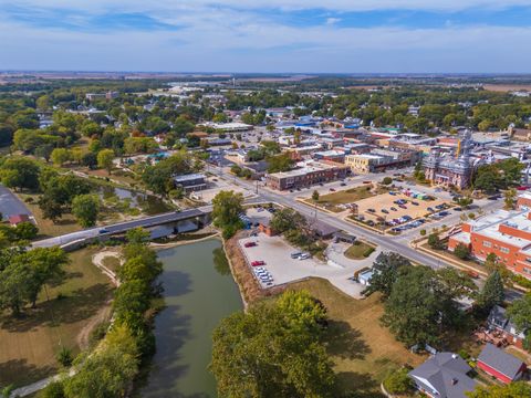 Tiny photo for 304 S Mill Street, Pontiac, IL 61764 (MLS # 12478087)