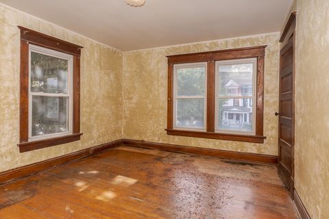 Tiny photo for 304 S Mill Street, Pontiac, IL 61764 (MLS # 12478087)