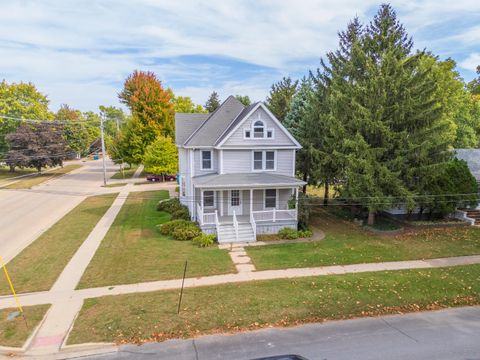 Tiny photo for 304 S Mill Street, Pontiac, IL 61764 (MLS # 12478087)
