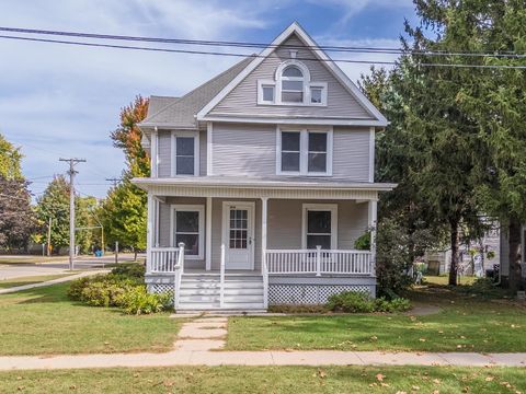 Tiny photo for 304 S Mill Street, Pontiac, IL 61764 (MLS # 12478087)