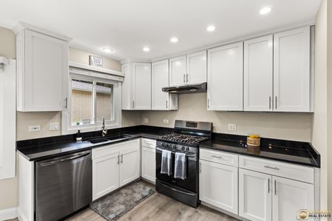 Tiny photo for Downers Grove, IL 60515 (MLS # 12511044)