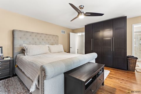 Tiny photo for Downers Grove, IL 60515 (MLS # 12511044)