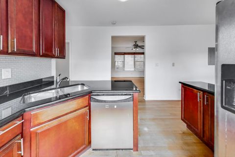 Tiny photo for 2016 N Spaulding Avenue #2W, Chicago, IL 60647 (MLS # 12464343)