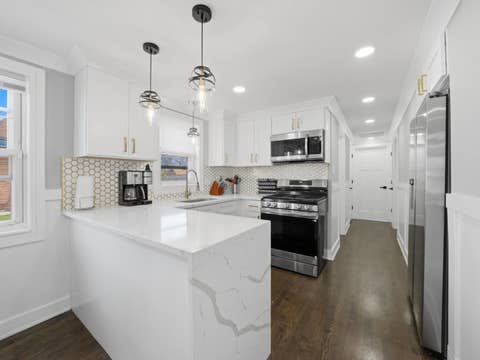 Tiny photo for 5301 S Menard Avenue, Chicago, IL 60638 (MLS # 12676049)