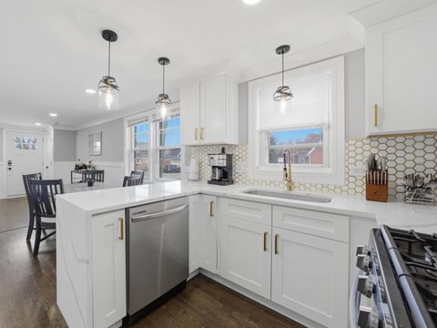 Tiny photo for 5301 S Menard Avenue, Chicago, IL 60638 (MLS # 12676049)