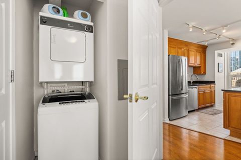 Tiny photo for 345 N La Salle Drive #3401, Chicago, IL 60654 (MLS # 12704878)