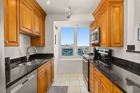 Tiny photo for 345 N La Salle Drive #3401, Chicago, IL 60654 (MLS # 12704878)