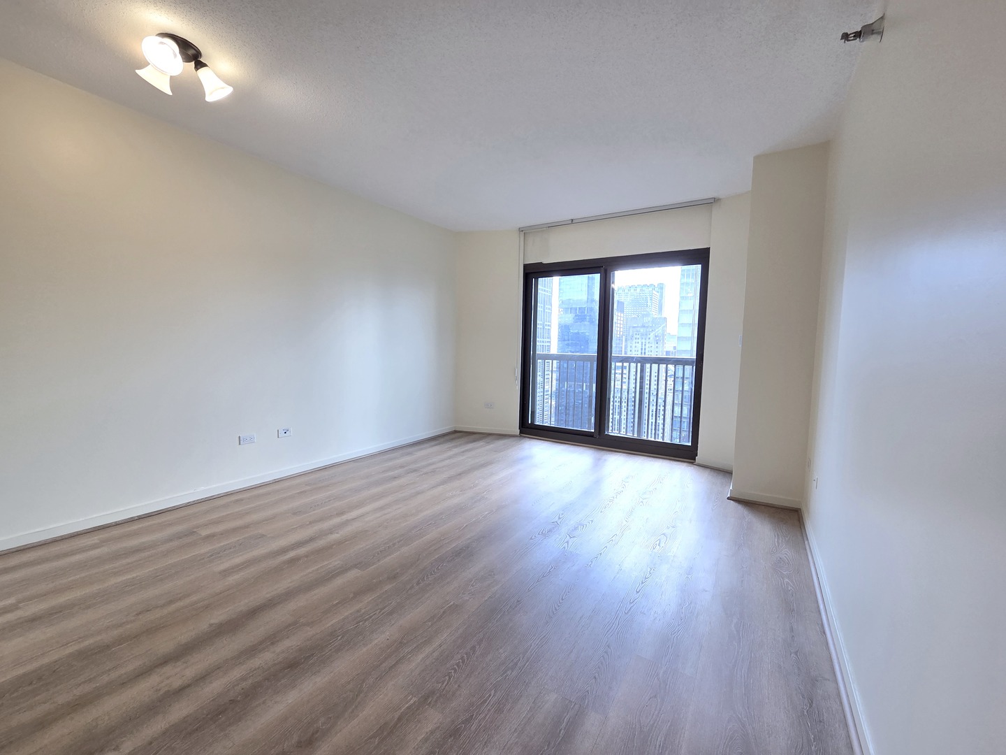 400 N LaSalle Street 4106