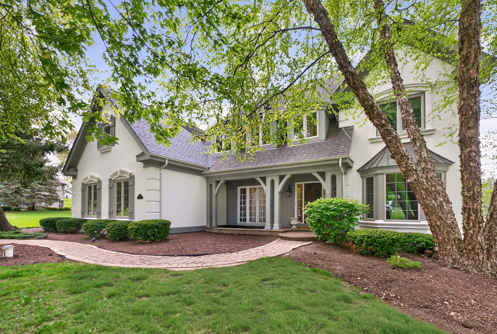 38W535 Golfview Court