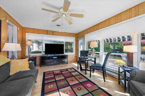 Tiny photo for 535 N Waukegan Road, Lake Forest, IL 60045 (MLS # 12487515)