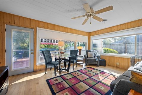 Tiny photo for 535 N Waukegan Road, Lake Forest, IL 60045 (MLS # 12487515)