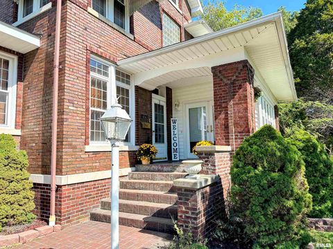 Tiny photo for 404 E 5TH Street, Johnston City, IL 62951 (MLS # EB458721)