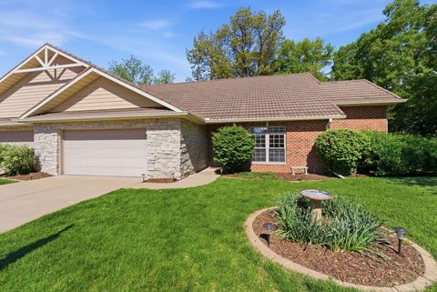 Photo of 1002 2nd Street Court #NA, Moline, IL 61265 (MLS # 12648241)