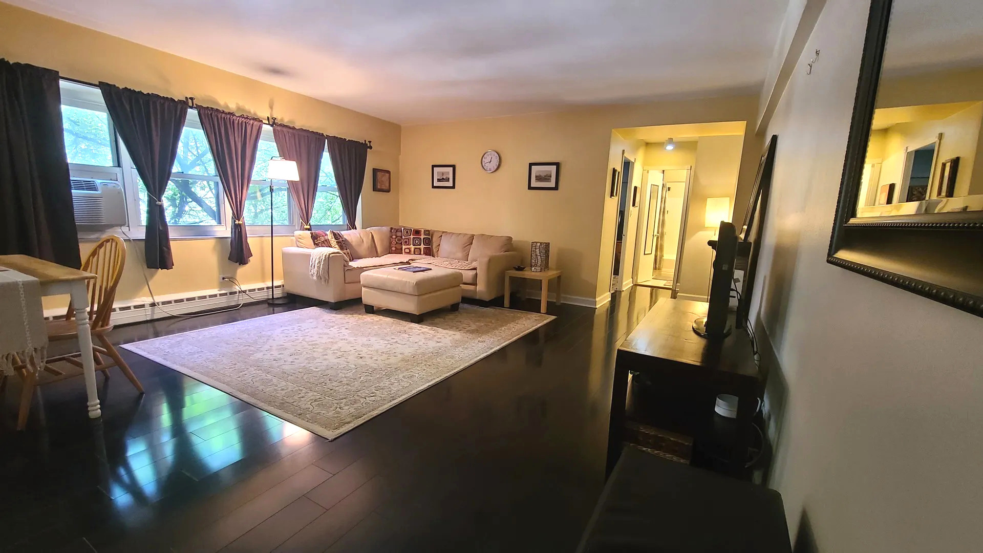 4970 N Marine Drive 429