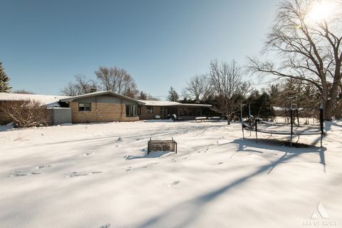 Tiny photo for 407 Farmington Avenue, Joliet, IL 60435 (MLS # 12528830)