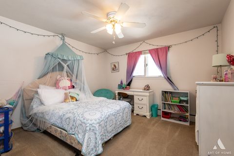 Tiny photo for 407 Farmington Avenue, Joliet, IL 60435 (MLS # 12528830)