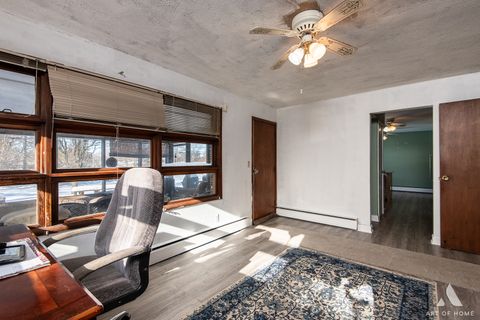 Tiny photo for 407 Farmington Avenue, Joliet, IL 60435 (MLS # 12528830)