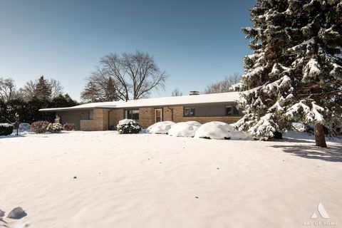 Tiny photo for 407 Farmington Avenue, Joliet, IL 60435 (MLS # 12528830)