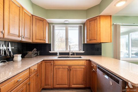 Tiny photo for 407 Farmington Avenue, Joliet, IL 60435 (MLS # 12528830)