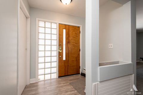 Tiny photo for 407 Farmington Avenue, Joliet, IL 60435 (MLS # 12528830)