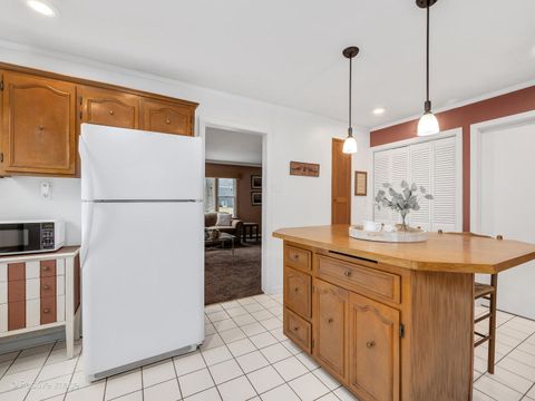 Tiny photo for 18511 Argyle Avenue, Homewood, IL 60430 (MLS # 12576486)