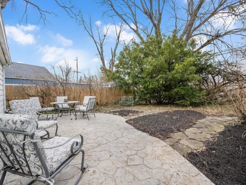 Tiny photo for 18511 Argyle Avenue, Homewood, IL 60430 (MLS # 12576486)