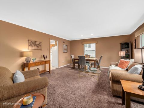 Tiny photo for 18511 Argyle Avenue, Homewood, IL 60430 (MLS # 12576486)