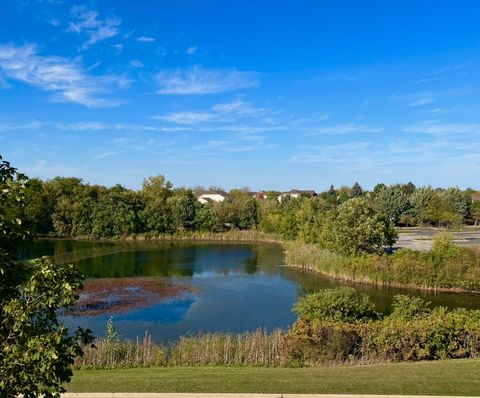 Tiny photo for 1199 E Port Clinton Road #304, Vernon Hills, IL 60061 (MLS # 12494566)