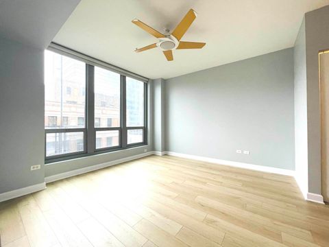 Tiny photo for 565 W Quincy Street #1008, Chicago, IL 60661 (MLS # 12463567)