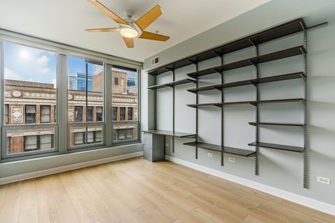 Tiny photo for 565 W Quincy Street #1008, Chicago, IL 60661 (MLS # 12463567)