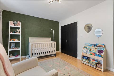 Tiny photo for 345 W BARRY Avenue #8, Chicago, IL 60657 (MLS # 12737973)