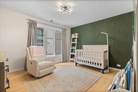 Tiny photo for 345 W BARRY Avenue #8, Chicago, IL 60657 (MLS # 12737973)
