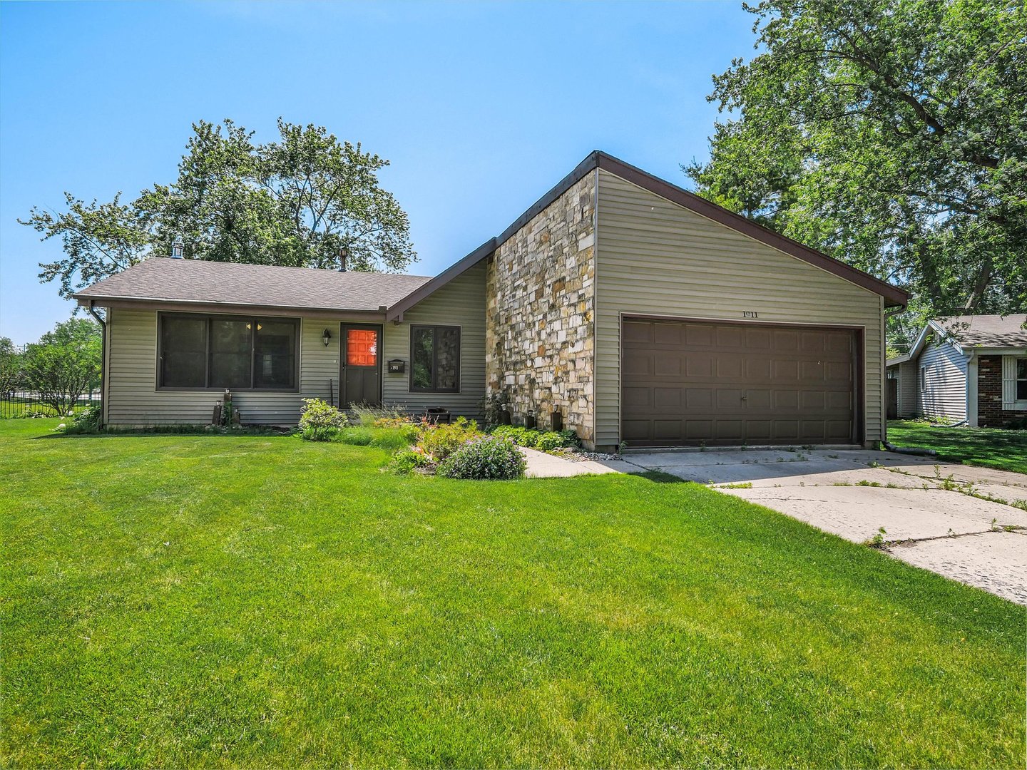 1911 Ash Court