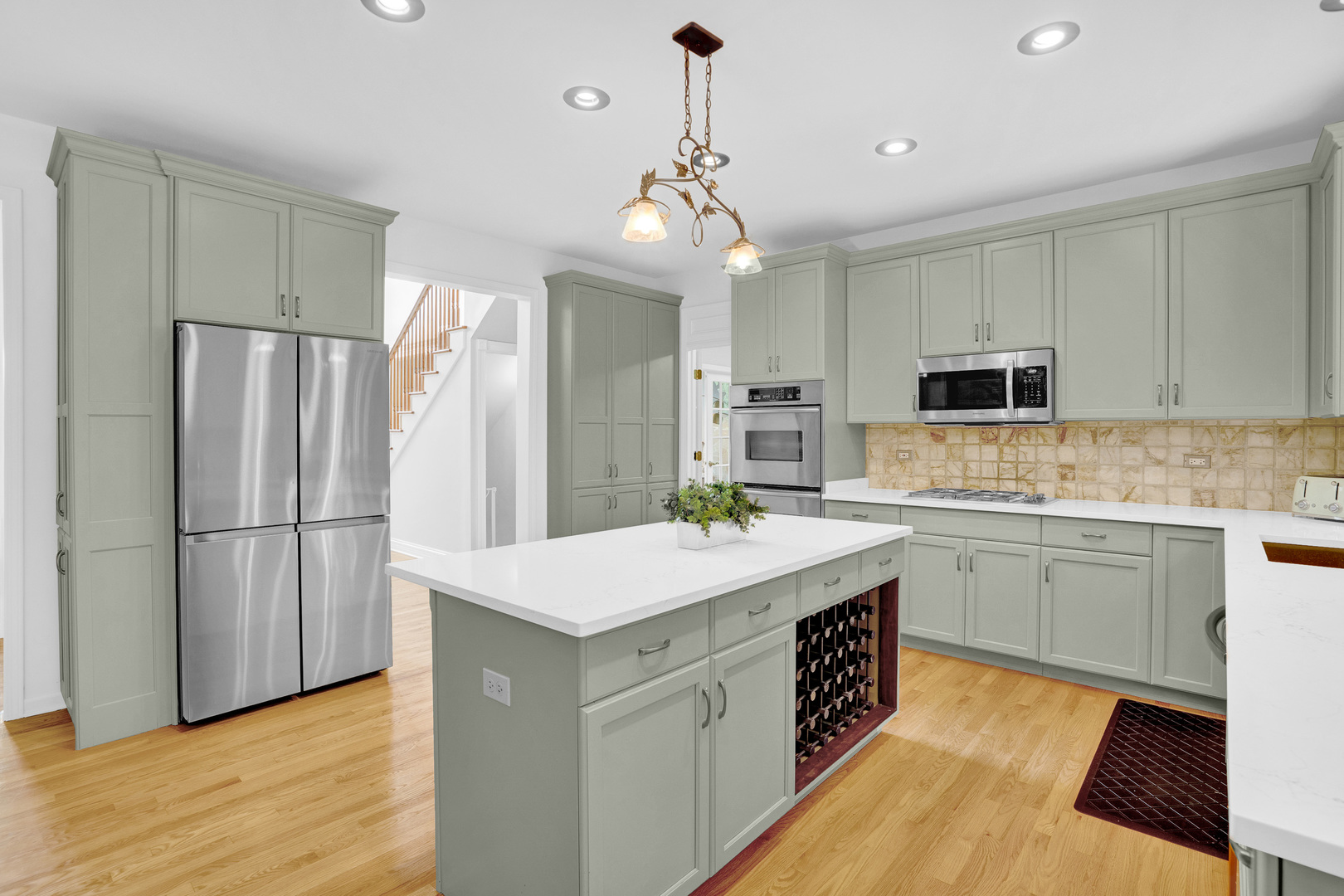 246 HAWK HOLLOW Drive