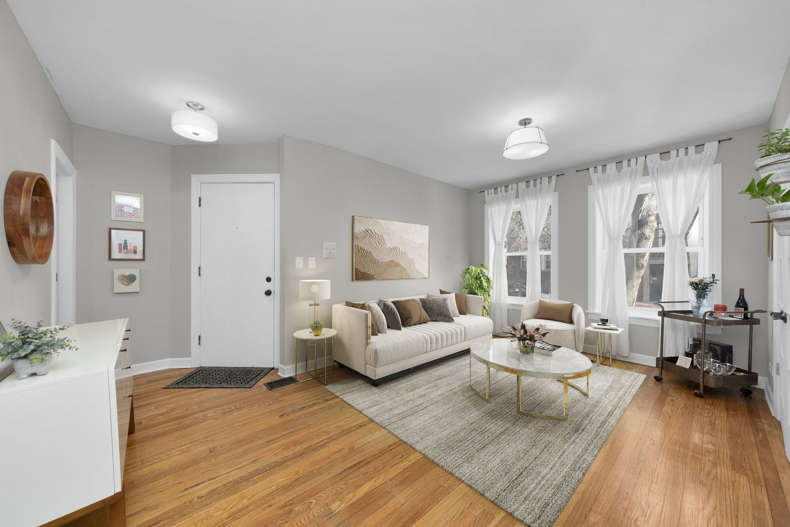 4740 N Hamilton Avenue 1