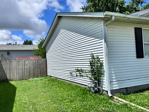 Tiny photo for 532 Kristy Drive, Centralia, IL 62801 (MLS # 12658428)