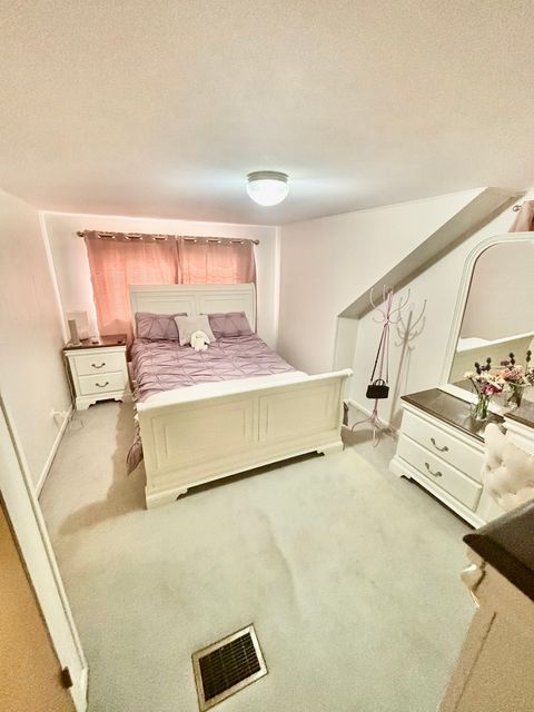 Tiny photo for 6737 104th Place, Chicago Ridge, IL 60415 (MLS # 12479675)