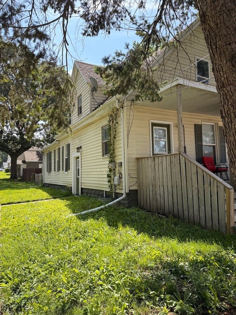 Tiny photo for 502 S Gridley Street, Bloomington, IL 61701 (MLS # 12691439)