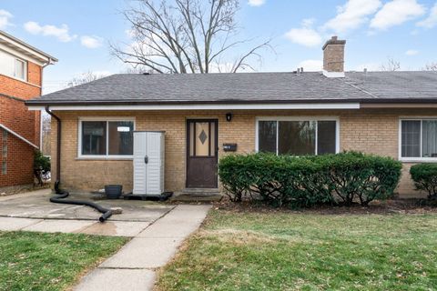 Photo of 215 dodge Avenue #C, Evanston, IL 60202 (MLS # 12536587)