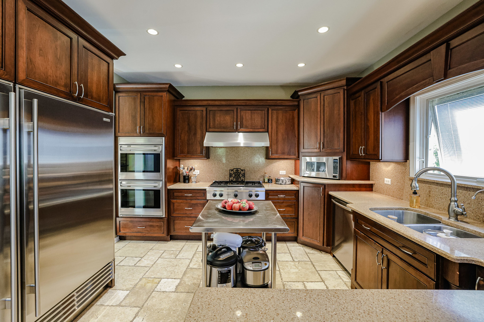 Spring Grove, Illinois 60081, United States, 4 Bedrooms Bedrooms, ,4 BathroomsBathrooms,Residential,Active,253728