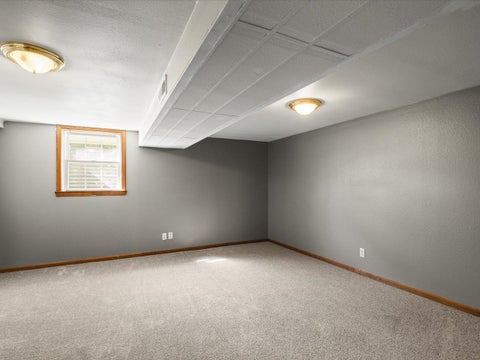 Tiny photo for 631 Sheridan Drive, Loves Park, IL 61111 (MLS # 12744882)