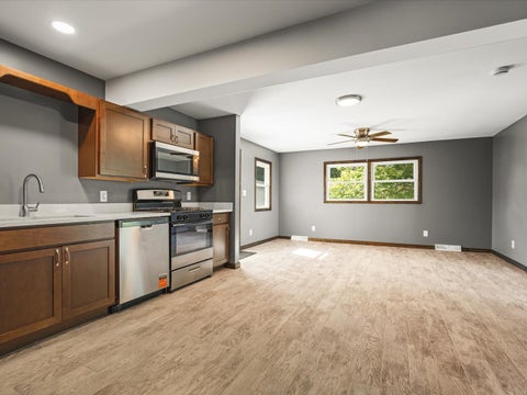 Tiny photo for 631 Sheridan Drive, Loves Park, IL 61111 (MLS # 12744882)
