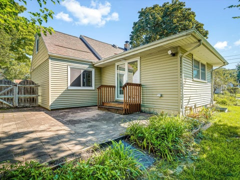 Tiny photo for 631 Sheridan Drive, Loves Park, IL 61111 (MLS # 12744882)